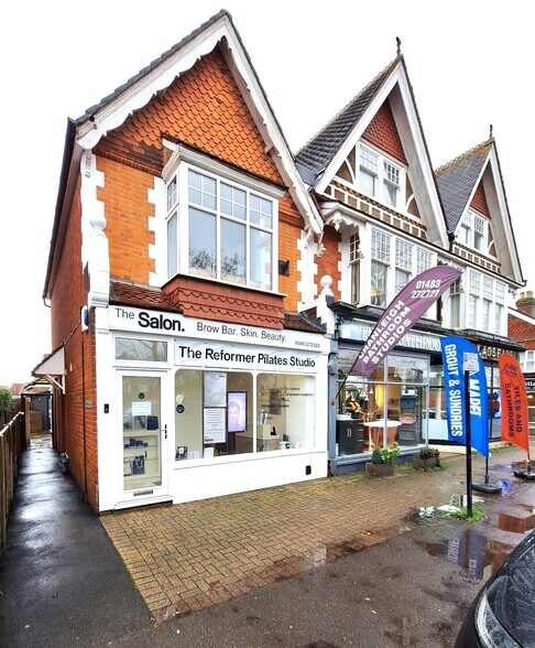 248 High Street, Cranleigh à vendre - Photo du bâtiment - Image 1 de 3