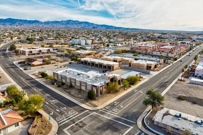 More details for 2035 Mesquite Ave, Lake Havasu City, AZ - Office for Sale