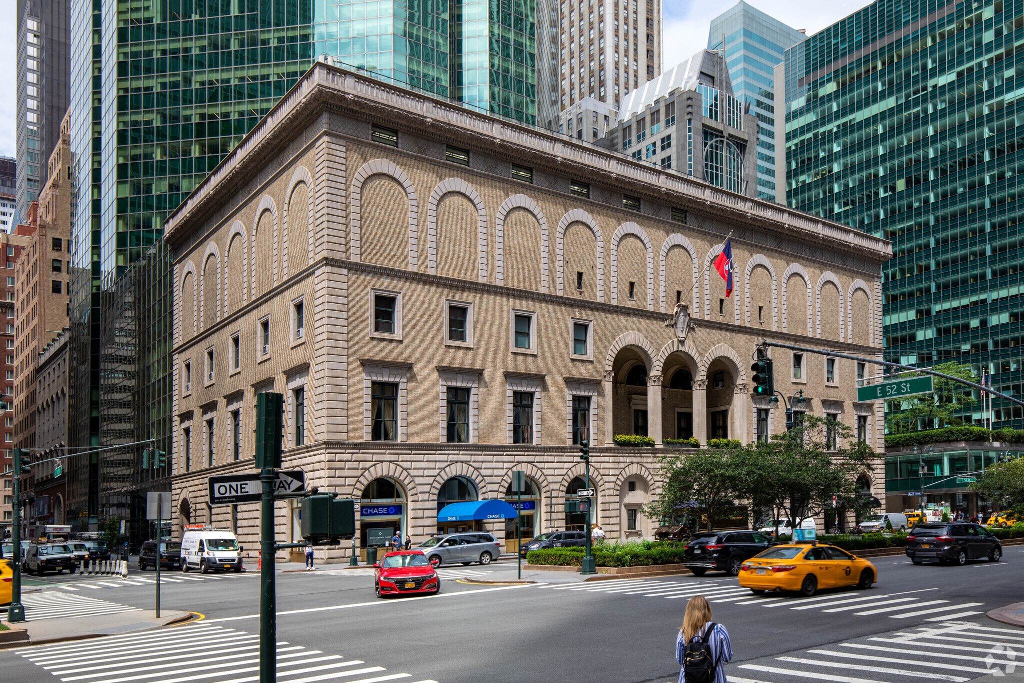 364 Park Ave, New York, NY for lease Building Photo- Image 1 of 5