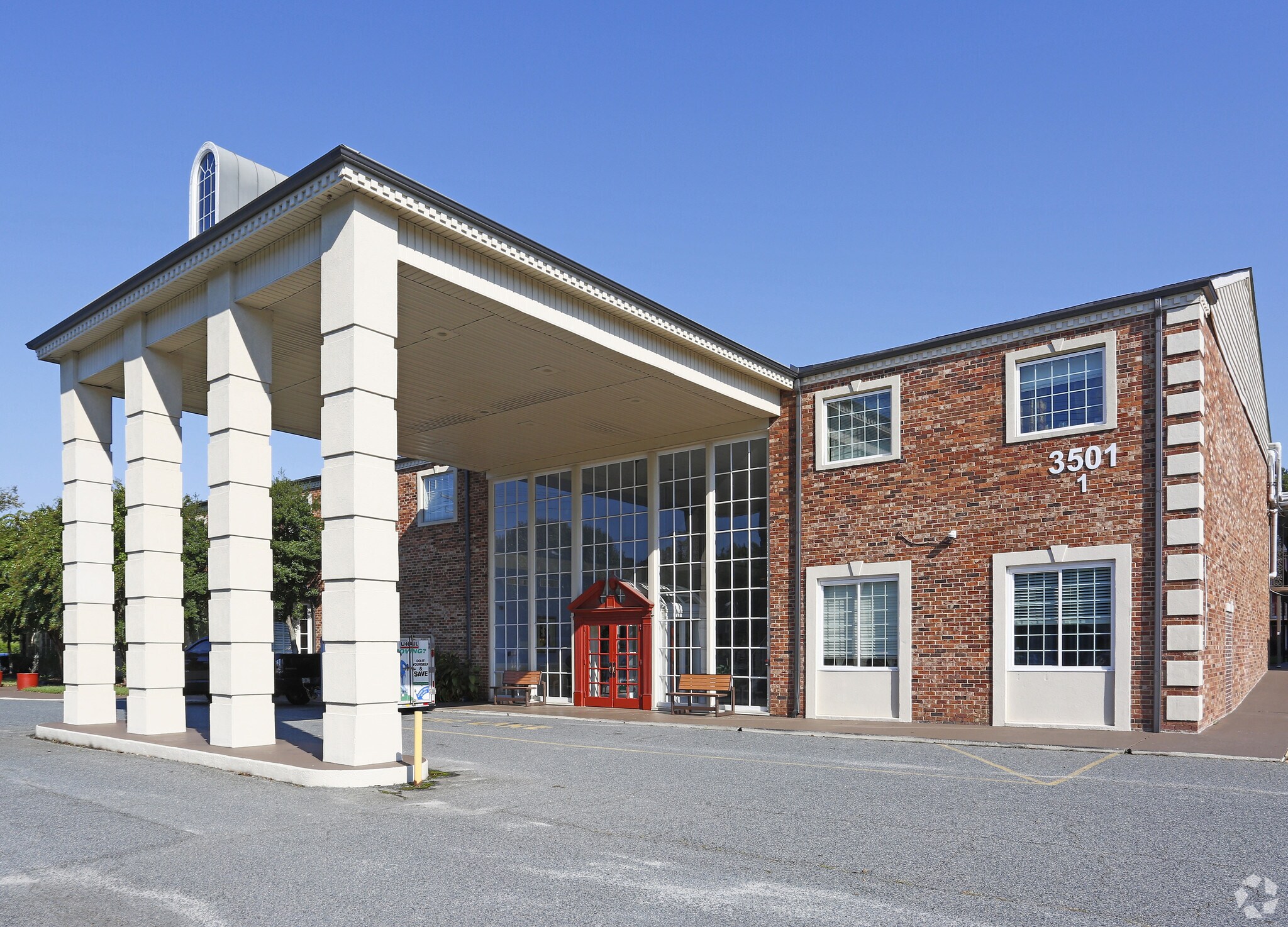 3501 E Independence Blvd, Charlotte, NC à vendre Photo du bâtiment- Image 1 de 51