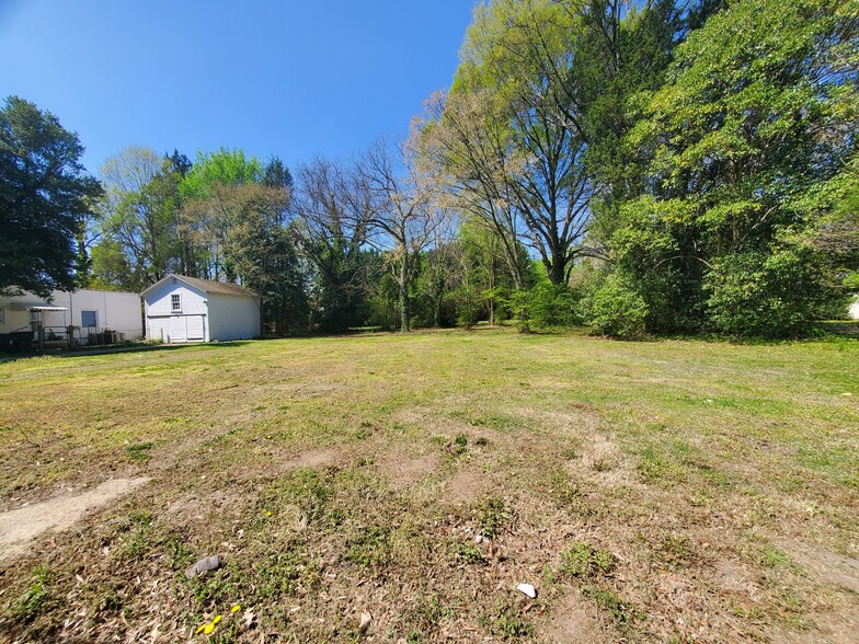 20205 N Main St, Cornelius, NC à vendre - Photo principale - Image 1 de 1