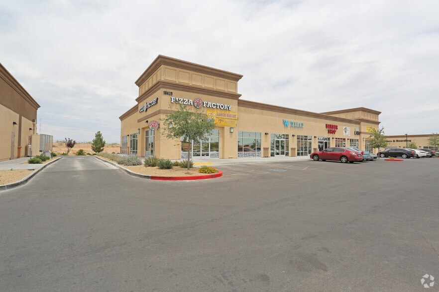 10420 S Decatur Blvd, Las Vegas, NV à louer - Photo du bâtiment - Image 2 de 4