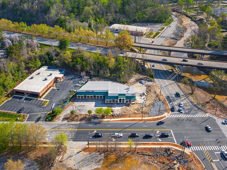 90 S Tunnel Rd, Asheville, NC à vendre - Aérien - Image 2 de 8