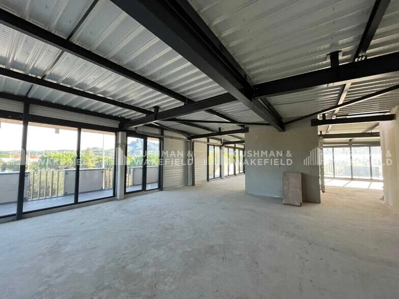 1100 Chemin De L'Avelanede, Aubagne for lease - Building Photo - Image 2 of 24