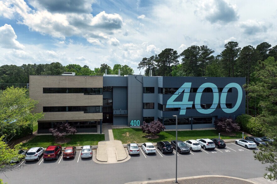 400 Park Offices Dr, Research Triangle Park, NC à louer - Aérien - Image 2 de 6