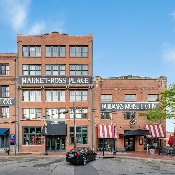 1701 N Market St, Dallas, TX for lease - Building Photo - Image 2 of 25