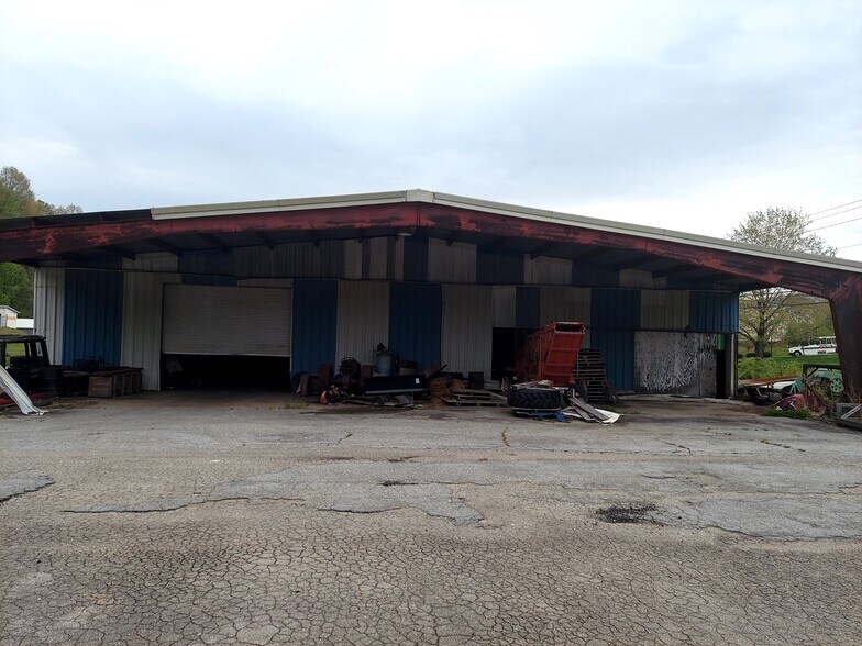 1583 Dellwood Rd, Waynesville, NC à vendre - Photo du bâtiment - Image 2 de 7