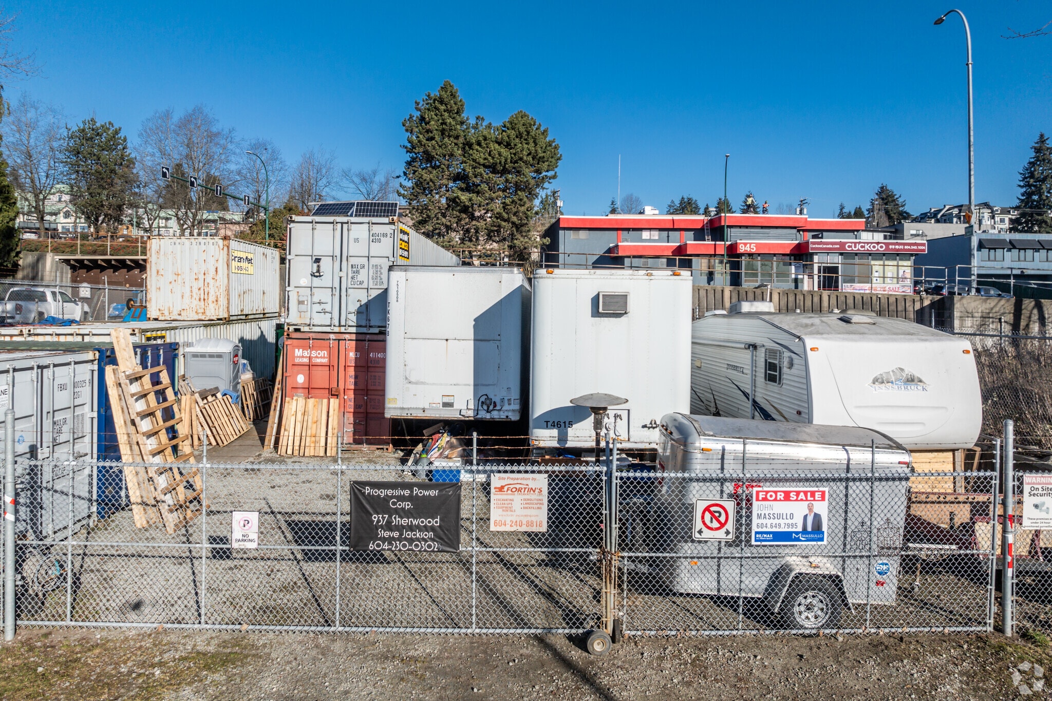 937 Sherwood Av, Coquitlam, BC for sale Primary Photo- Image 1 of 1