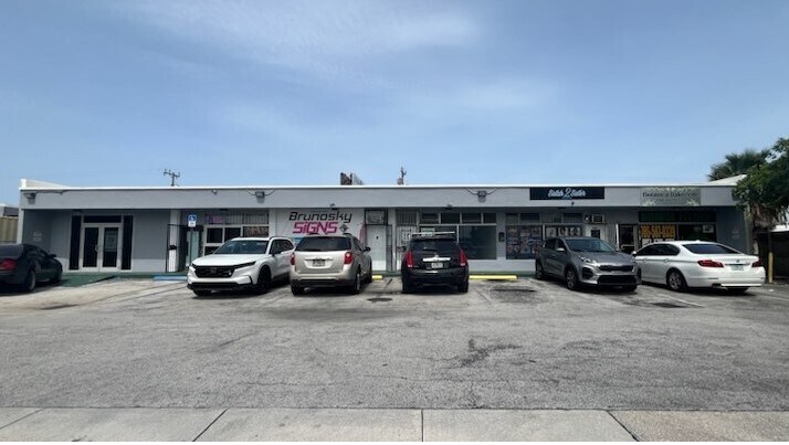 8421-8431 NW 7th Ave, Miami, FL for lease Primary Photo- Image 1 of 4