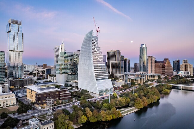 Plus de détails pour 601 W 2nd St, Austin, TX - Bureau à louer