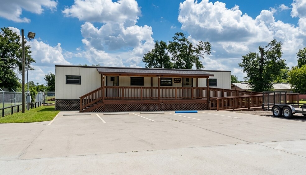 4439 Pinemont Dr, Houston, TX for sale - Building Photo - Image 2 of 39
