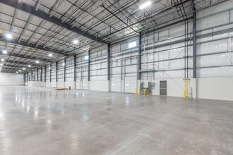 137-147 Commonwealth Dr, Jenkins, PA for lease Interior Photo- Image 1 of 4