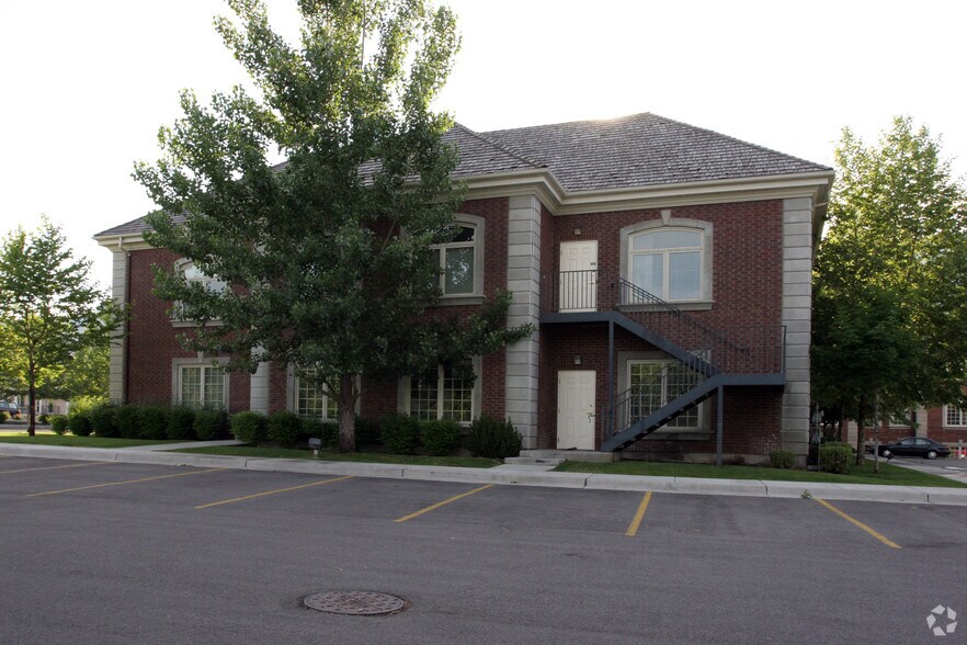 3650 N University Ave, Provo, UT à vendre - Photo du bâtiment - Image 3 de 22