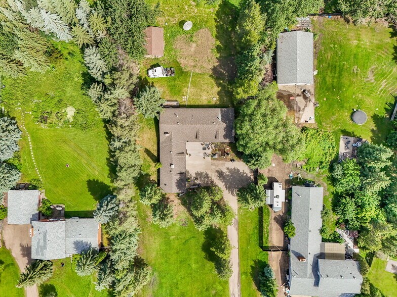 10912 5 Av SW, Edmonton, AB à vendre - Photo du bâtiment - Image 2 de 18