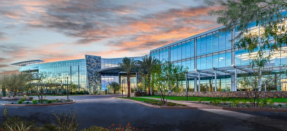 155 E Rivulon Blvd, Gilbert, AZ for lease - Building Photo - Image 1 of 12