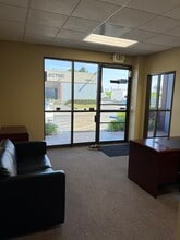 15592-15606 Producer Ln, Huntington Beach, CA for lease Interior Photo- Image 2 of 9