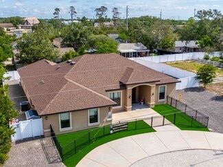 Plus de détails pour 13031 Partridge St, Spring Hill, FL - Soins de santé à vendre