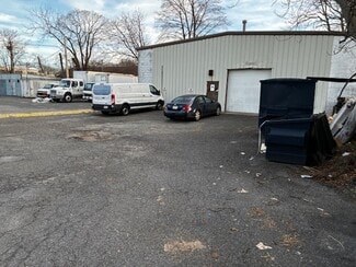 Plus de détails pour 464 E Main St, Patchogue, NY - Industriel à louer