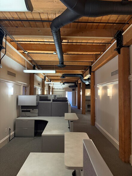 55 Pine St, Providence, RI à louer - Photo du bâtiment - Image 2 de 48