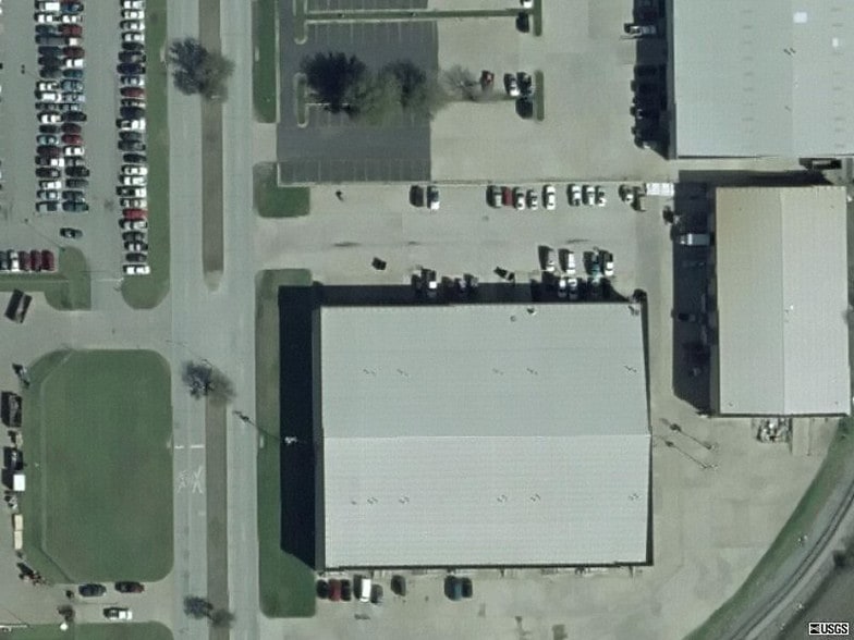 1901 S Great Southwest Pky, Grand Prairie, TX for lease - Aerial - Image 2 of 7