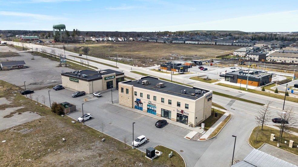 Hazeldean Square portfolio of 2 properties for sale on LoopNet.ca - Building Photo - Image 2 of 35