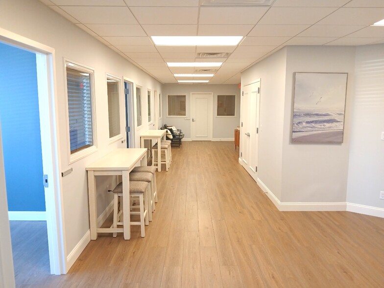 226 Seventh St, Garden City, NY for lease - Interior Photo - Image 1 of 15