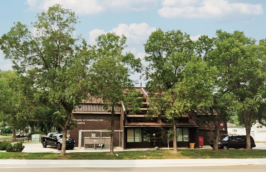 11203 70 St NW, Edmonton, AB for sale - Building Photo - Image 1 of 1