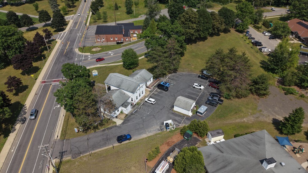176 Jackson Rd, Devens, MA à vendre - Photo du bâtiment - Image 2 de 6