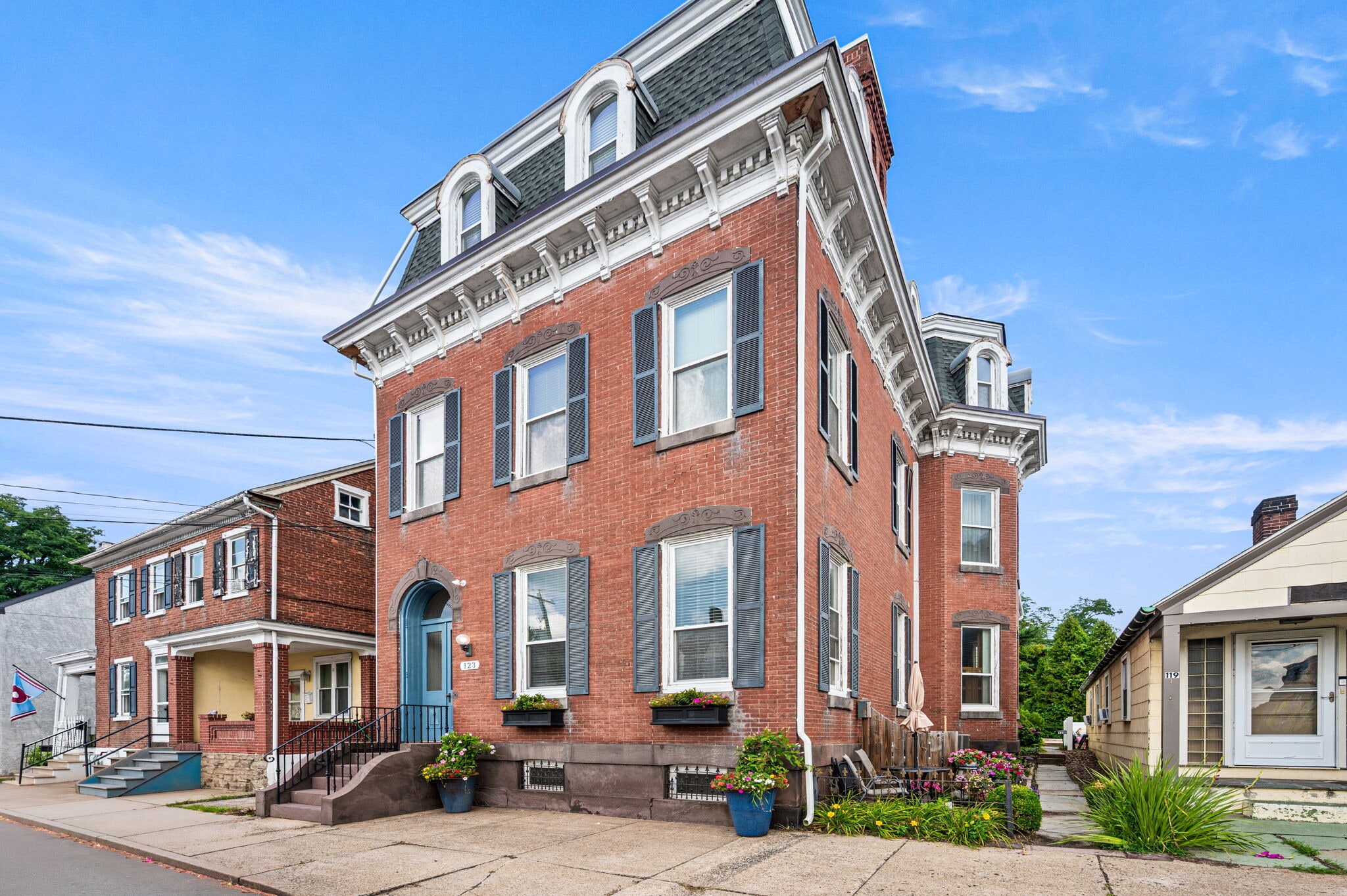 123 W Philadelphia Ave, Boyertown, PA for sale Primary Photo- Image 1 of 35