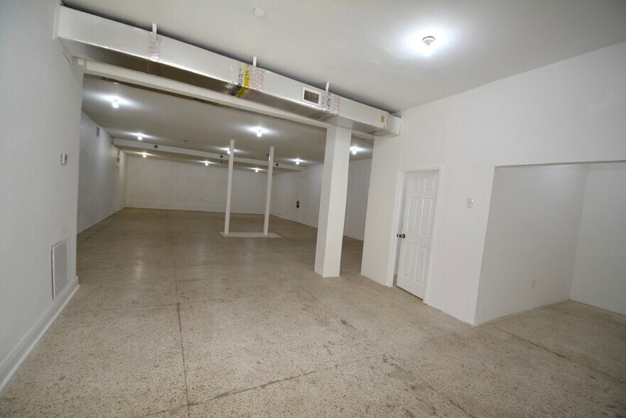 5525 NW 7th Ave, Miami, FL à louer - Photo intérieure - Image 3 de 11