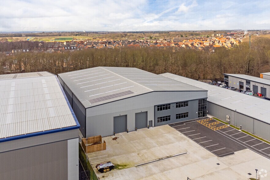 First Av, Finningley à vendre - Photo du bâtiment - Image 2 de 6