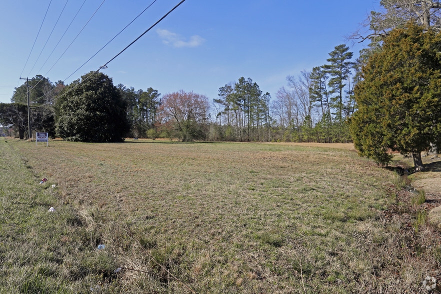 4466 George Washington Memorial Hwy, Hayes, VA à vendre - Photo principale - Image 1 de 3