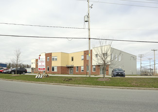 Plus de détails pour 671-685 Rue de la Sablière, Bois-des-filion, QC - Industriel à vendre