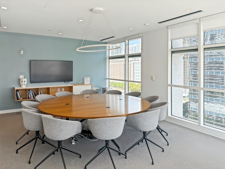 801 Brickell Ave, Miami, FL à louer - Photo intérieure - Image 3 de 15