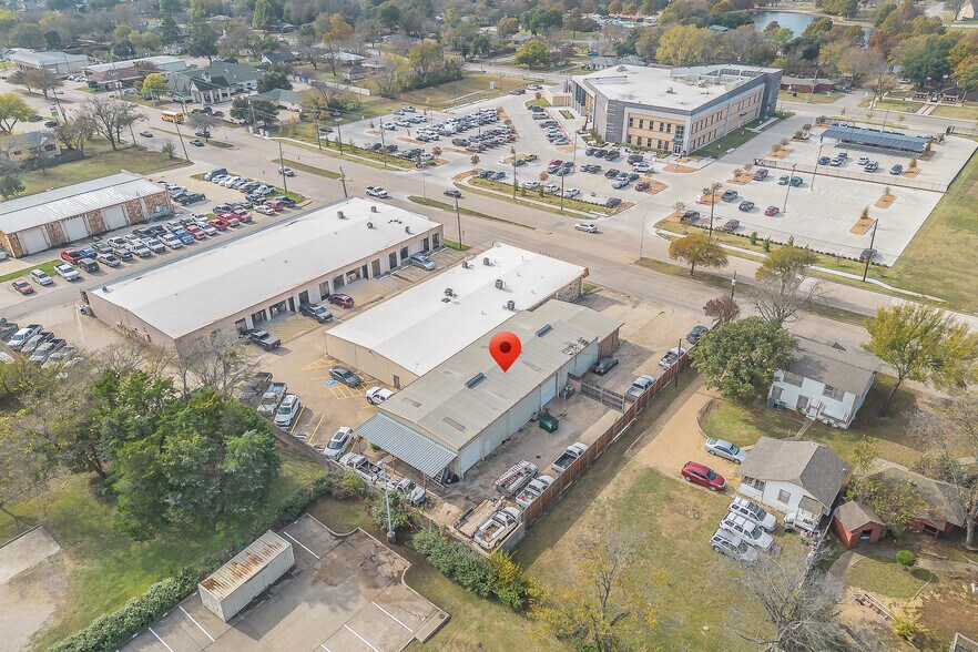 424 S Bryan Belt Line Rd, Mesquite, TX à vendre - Photo du bâtiment - Image 2 de 35