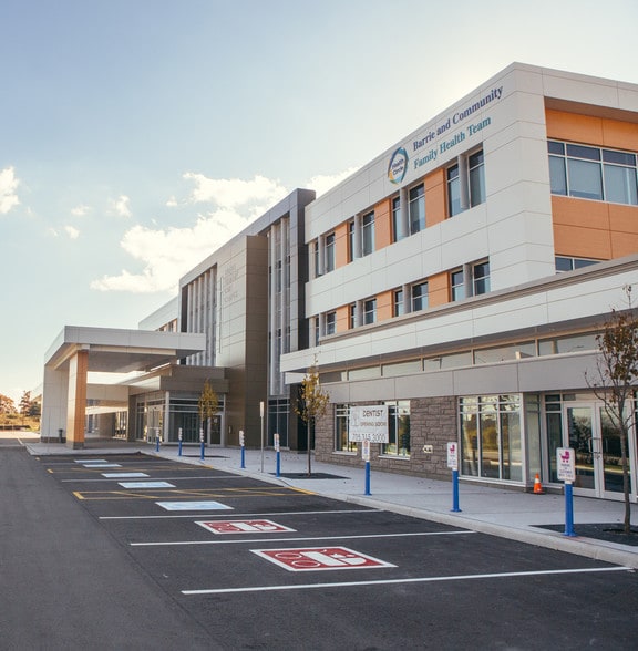 370 Bayview Dr, Barrie, ON for lease - Building Photo - Image 2 of 4