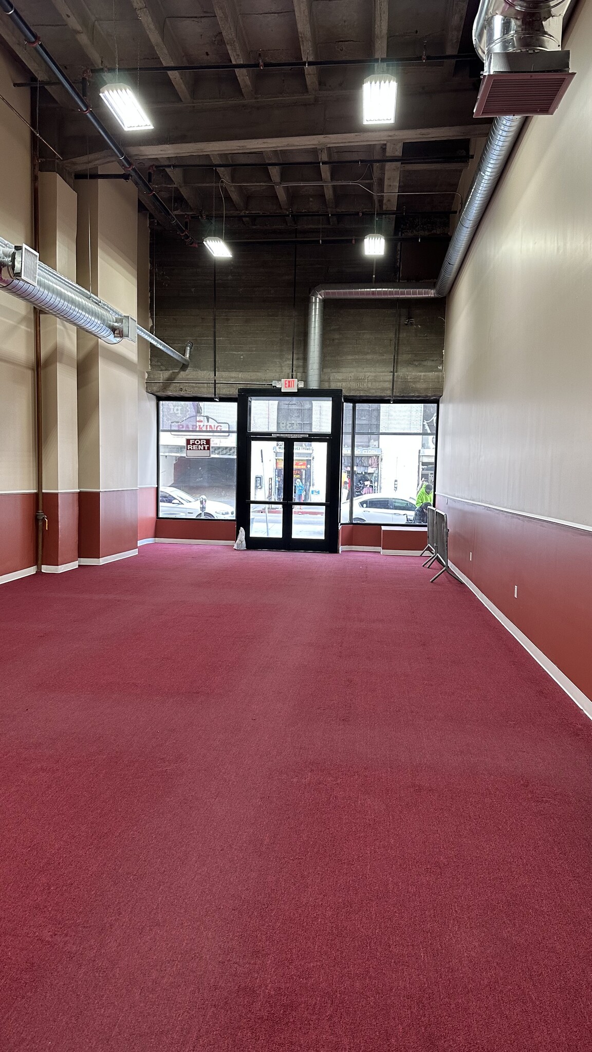 436 S Hill St, Los Angeles, CA à louer Photo intérieure- Image 1 de 5