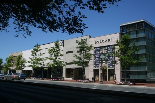 5480 Wisconsin Ave, Chevy Chase, MD à louer - Photo du bâtiment - Image 3 de 49