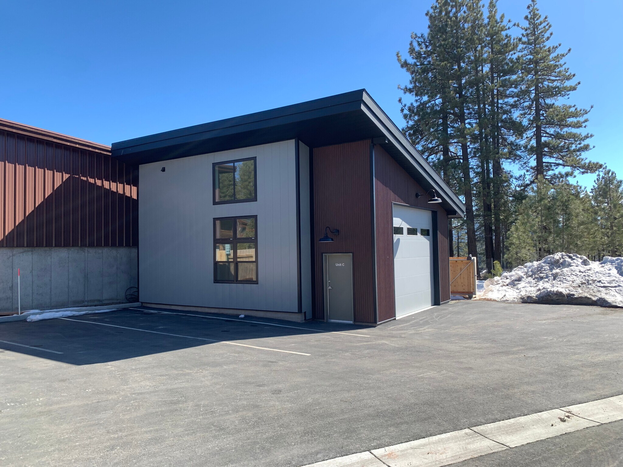 11211 Trails End Rd, Truckee, CA à louer Photo intérieure- Image 1 de 4