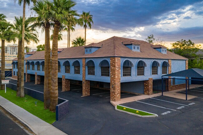 Plus de détails pour 4539 N 22nd St, Phoenix, AZ - Bureau à louer