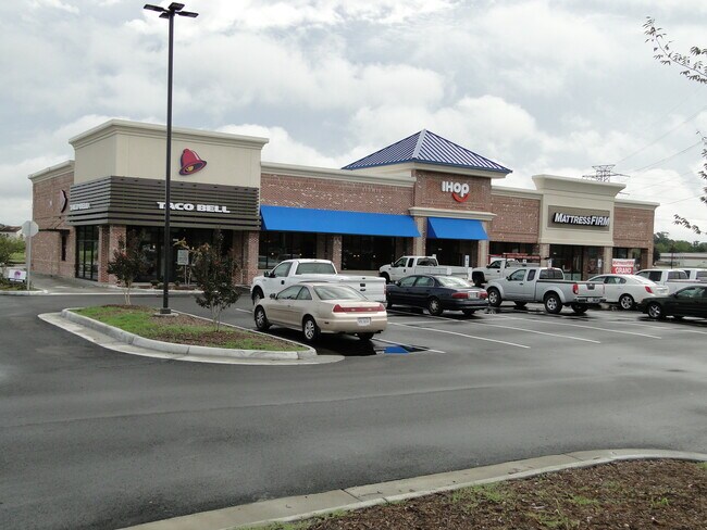 More details for 6200 College Dr, Suffolk, VA - Retail for Lease