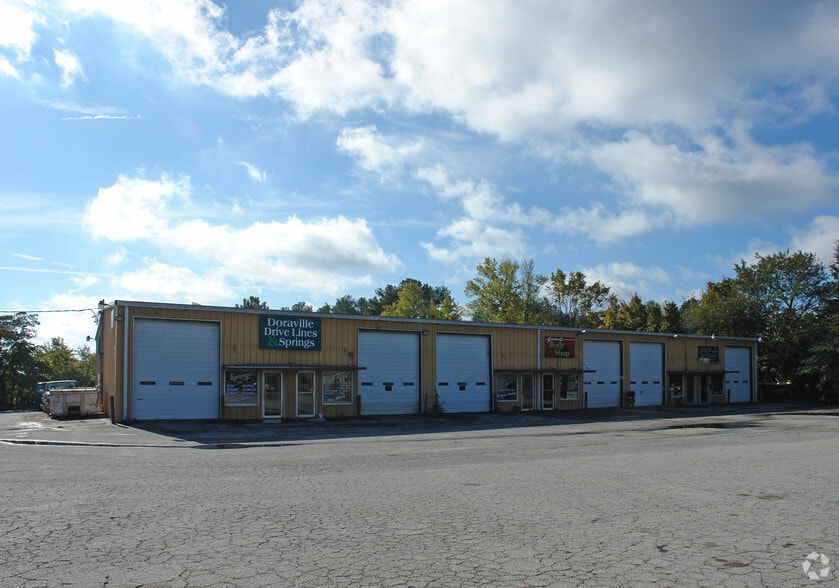 6910 Buford Hwy, Atlanta, GA for lease - Building Photo - Image 3 of 5