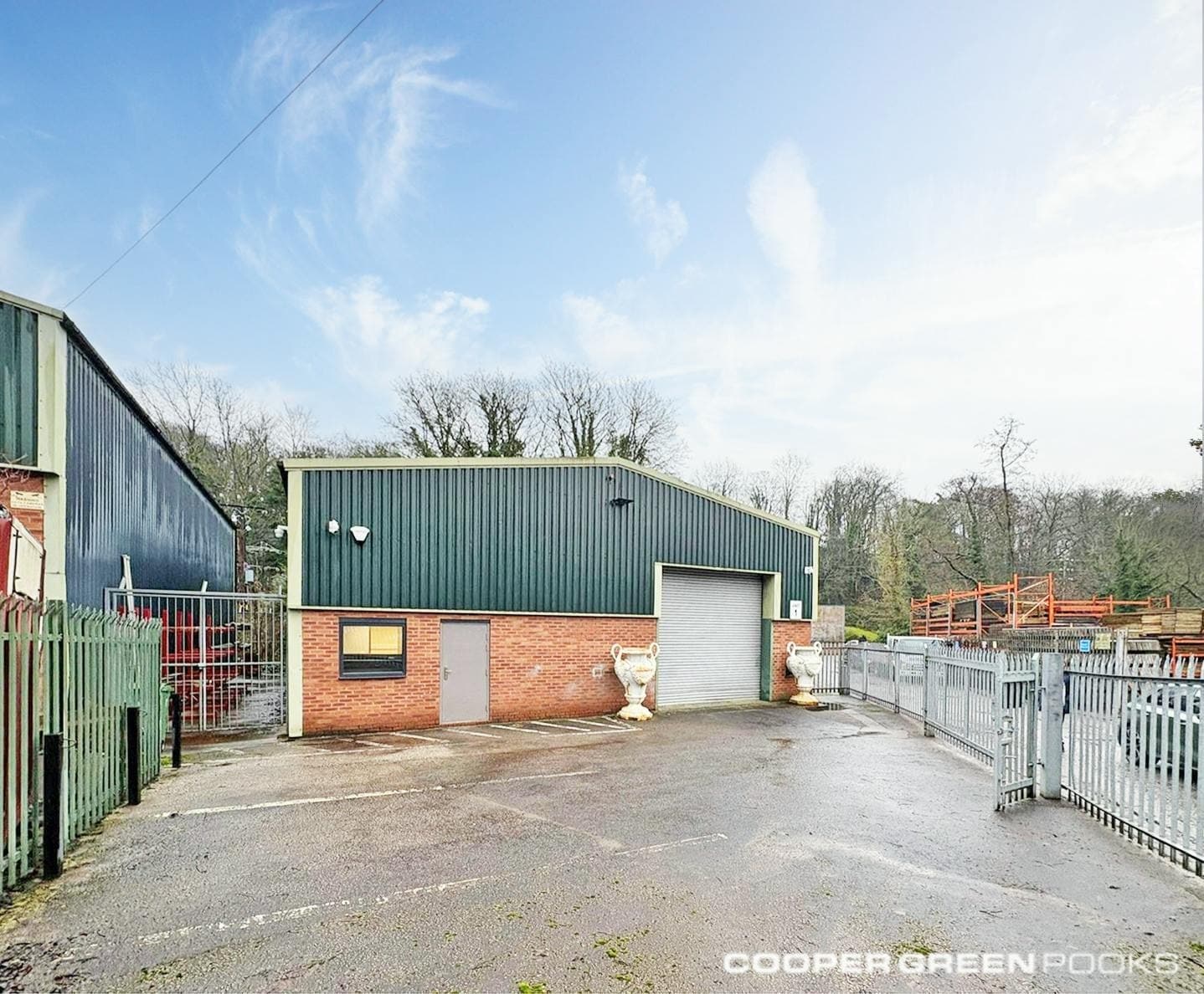 Mold Rd, Wrexham à louer Photo du bâtiment- Image 1 de 5