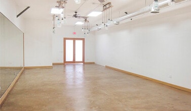 2520-2522 W Sunset Blvd, Los Angeles, CA for lease Interior Photo- Image 1 of 12
