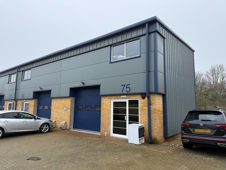 Unit 75 Glenmore Business Park, Chichester for lease - Primary Photo - Image 3 of 3