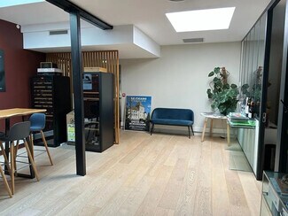 Plus de détails pour Bureau à louer