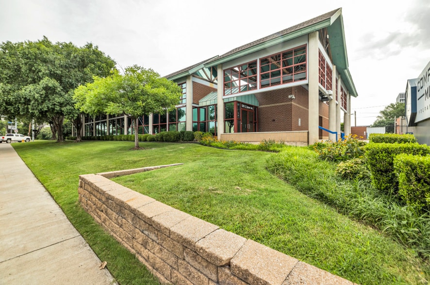 1305 S Denver Ave, Tulsa, OK for sale - Building Photo - Image 3 of 15