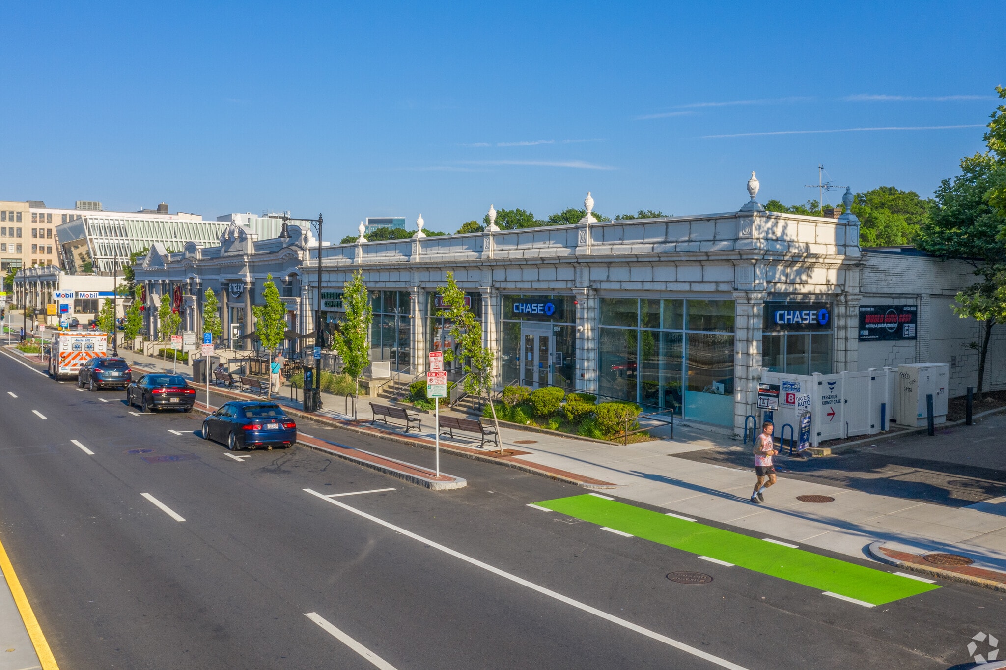 880 Commonwealth Ave, Brookline, MA for lease Primary Photo- Image 1 of 11