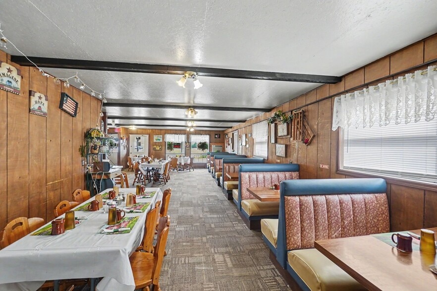 20221 US Highway 10, Reed City, MI for sale - Building Photo - Image 3 of 10