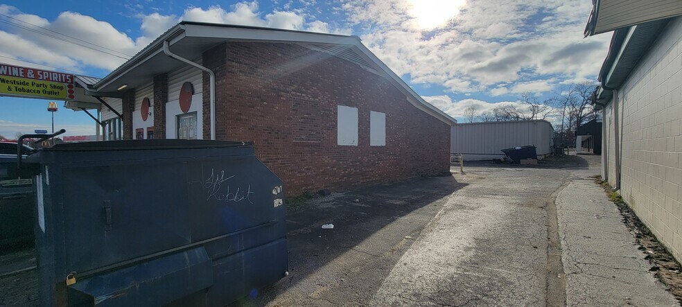 8003 Warren H Abernathy Hwy, Spartanburg, SC à vendre - Photo du bâtiment - Image 2 de 8